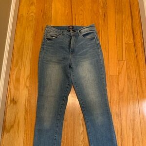 Women’s jeans